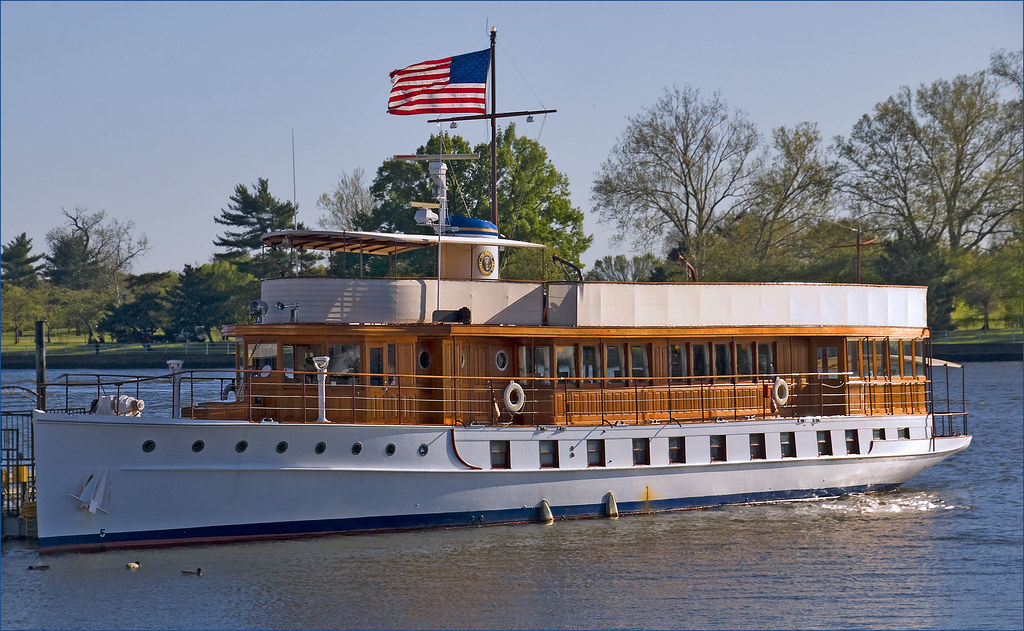 The Sequoia -- Gangplank Marina 6th Street & Maine Avenue SW Washington (DC) April 2012